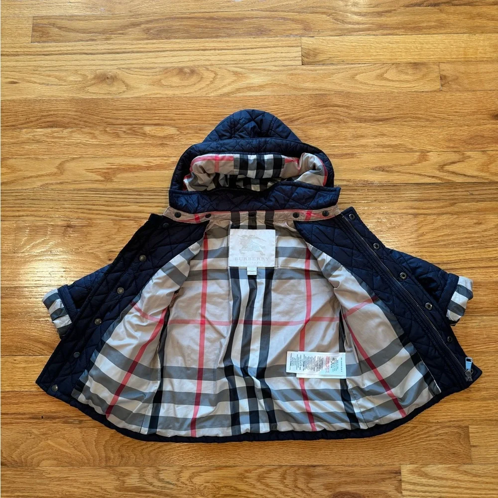 Burberry Quilted Jacket - Picture 5 of 5
